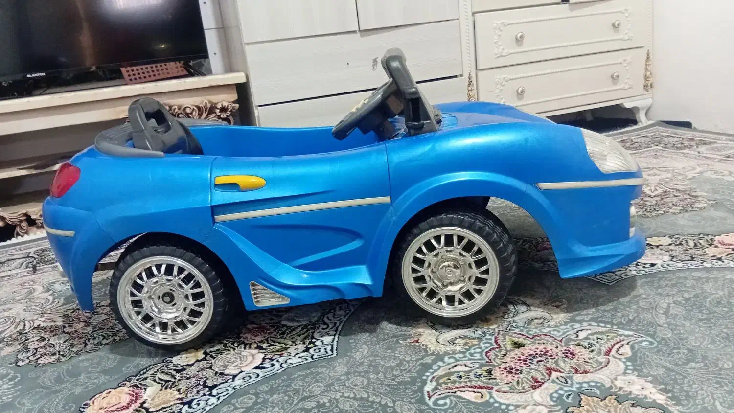 ماشین شارژی|اسباببازی|لالجین, |دیوار