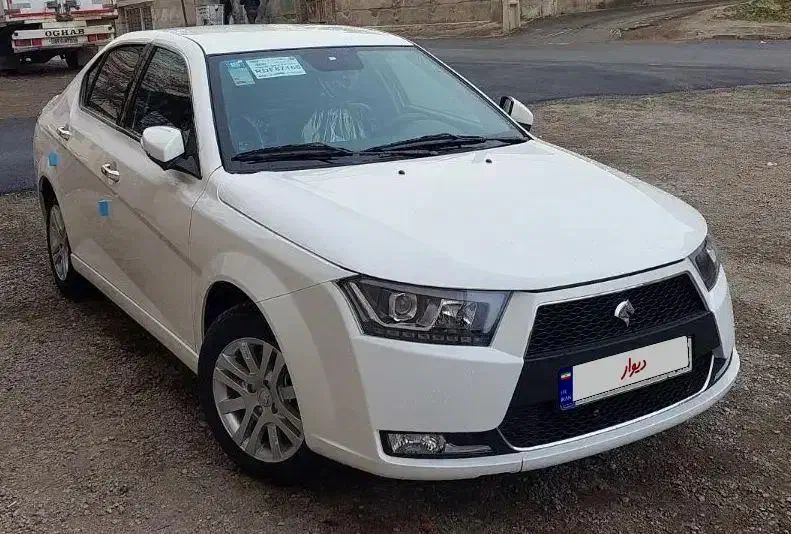 دنا پلاس ۶ سرعته دستی رینگ فولادی|خودرو سواری و وانت|همدان, |دیوار