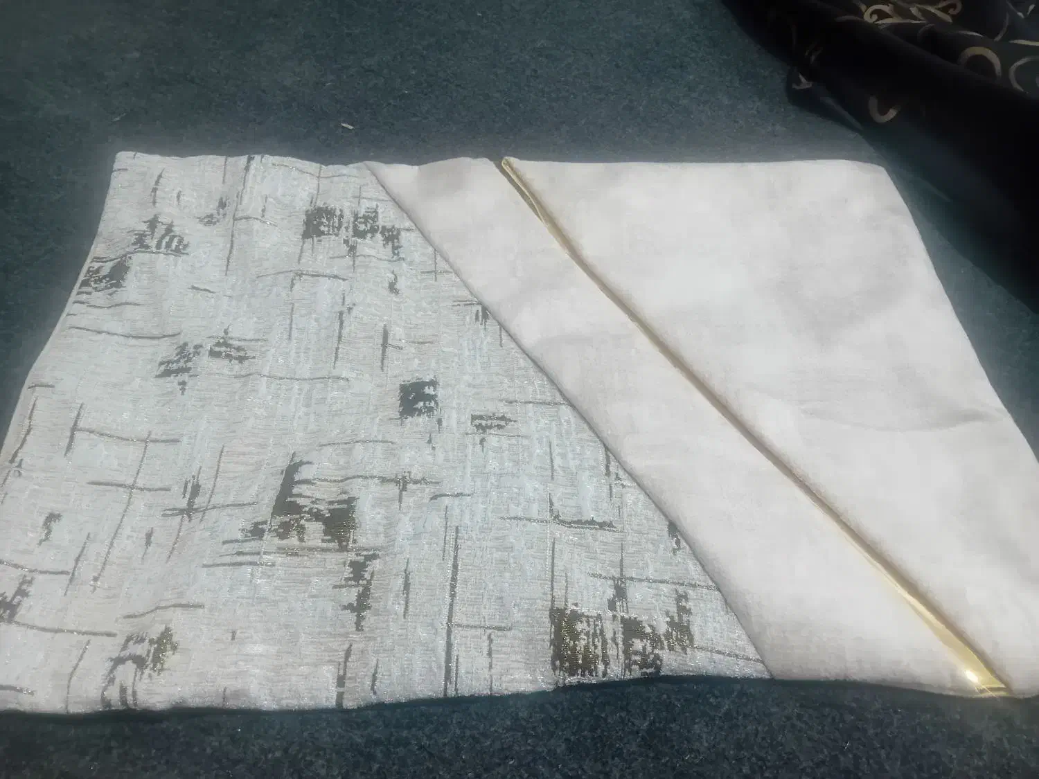 روبالشی|رختخواب، بالش، پتو|محمدشهر, سیدآباد|دیوار