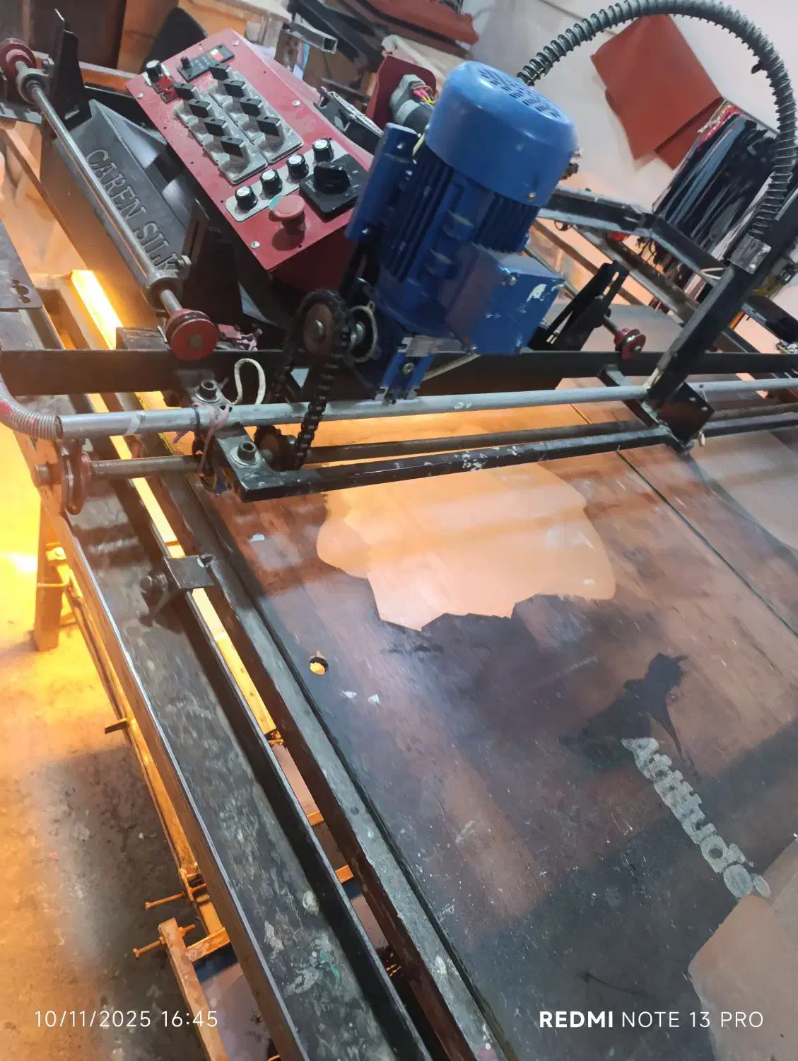 چاپ لباس(چاپ سیلک)|استخدام صنعتی، فنی، مهندسی|حبیب آباد, |دیوار