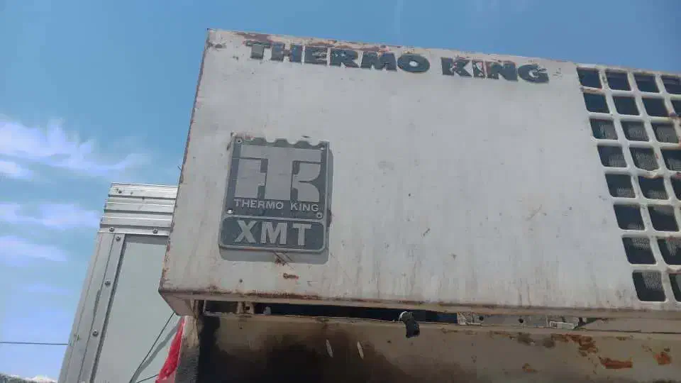 سردخانه ایسوزو سالم|ماشین‌آلات صنعتی|جناح, |دیوار