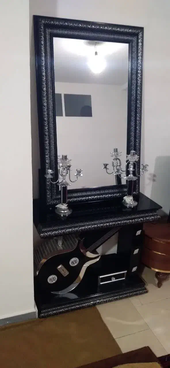 بوفه وکنسول وآینه شمعدان|بوفه، ویترین، کنسول|فردیس, شهرک راه آهن|دیوار