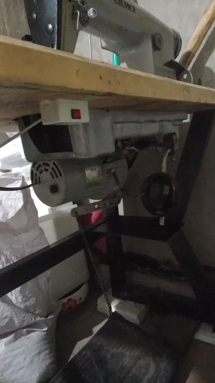 چرخ خیاطی|چرخ خیاطی و ریسندگی|شاندیز, |دیوار