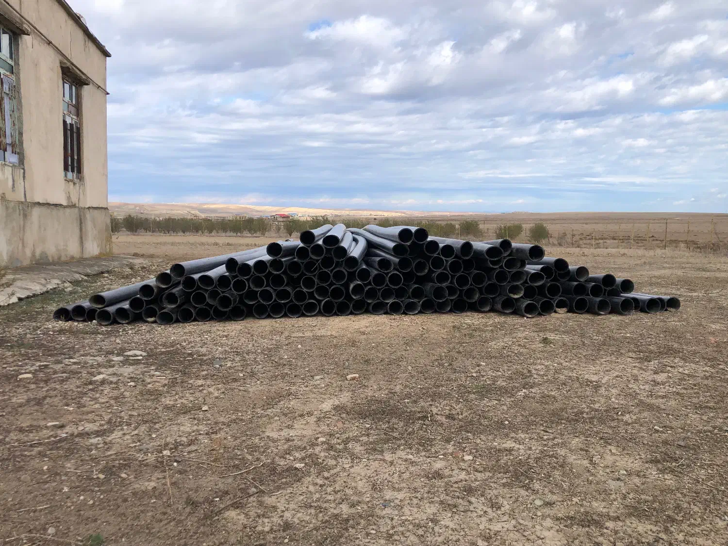 لوله پلی اتیلن ۵ اینچ ۶بار و۵ بار|عمدهفروشی|ثمرین, |دیوار