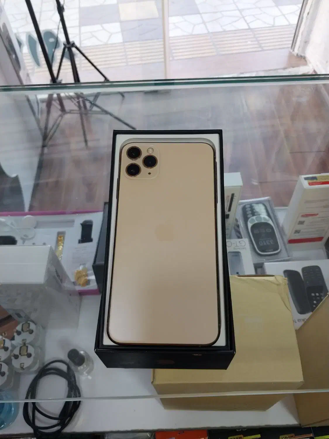 اپل iPhone 11 Pro Max با حافظهٔ ۵۱۲ گیگابایت|موبایل|یزد, |دیوار