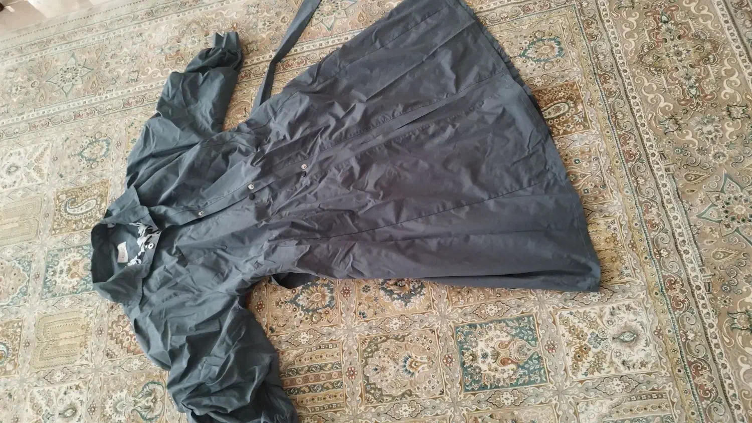 کاپشن و بارونی|لباس|ابهر, |دیوار