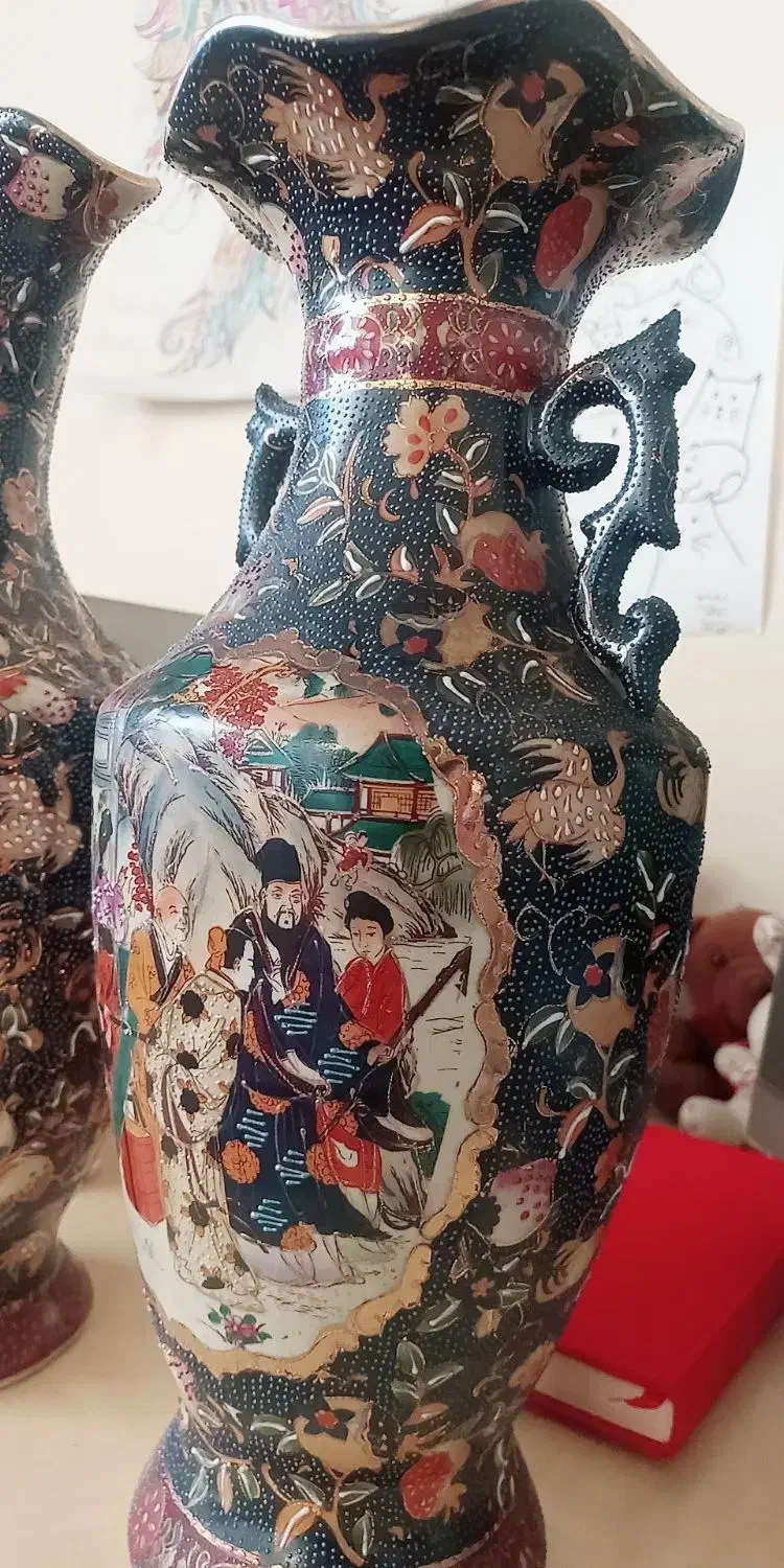 گلدان و پارچگلدان و پارچ زیر خاکی|کلکسیون اشیاء عتیقه|حبیب آباد, |دیوار