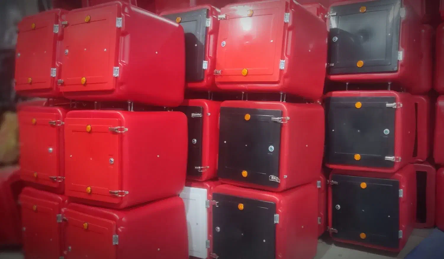 باکس صندوق جعبه غذا پیک موتور موتوری موتورسیکلت|کافیشاپ و رستوران|تهران, شهرک استقلال|دیوار