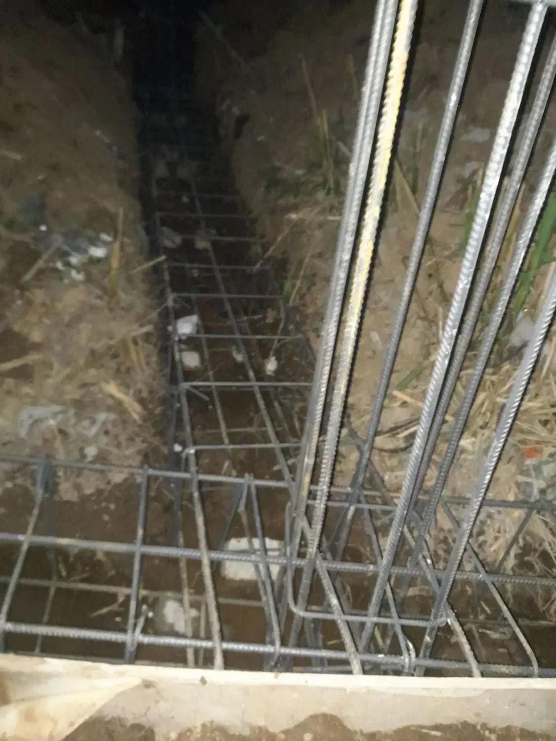 بنایی سیمانکاری  تخریب بتن ریزی پی کنی حمل اساس|خدمات پیشه و مهارت|رشت, یخسازی|دیوار