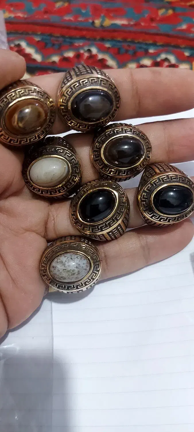 تعدادی انگشتر طلا روس نگینها معدنی باباقوری|بدلیجات|رفسنجان, |دیوار