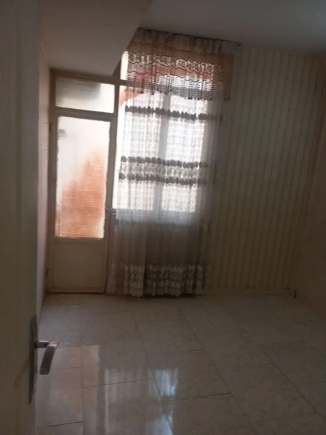 ۵۰متر یک خوابه طبقه دوم بازسازی شده در حد نوساز