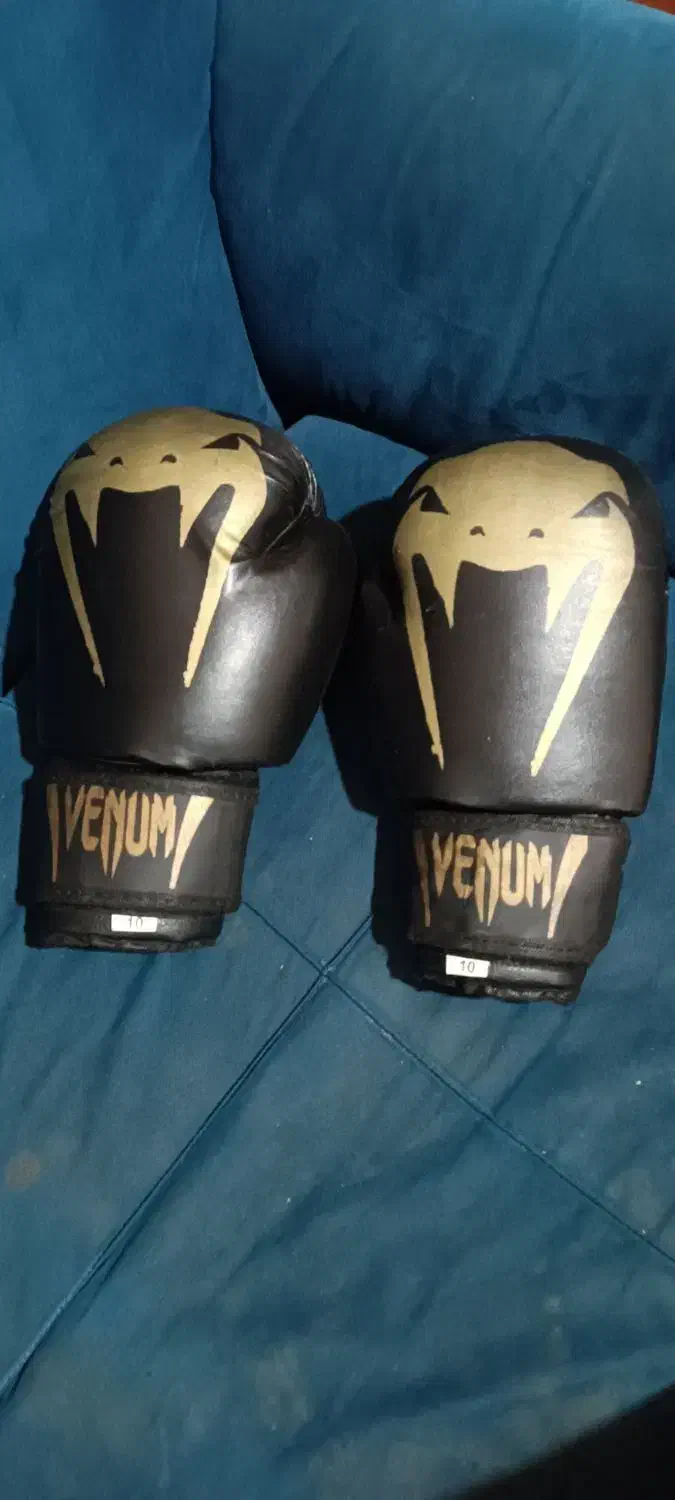 کیسه‌بوکس‌ویک‌‌جفت‌دست‌کش|تجهیزات ورزشی|علی‌آباد کتول, |دیوار