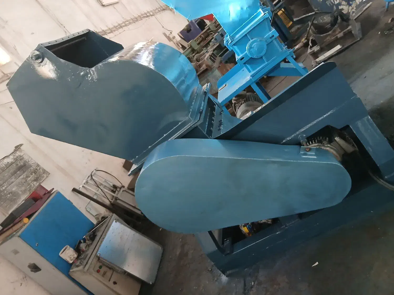 اسیاب چکشی دهنه ۷۰ در عرض ۵۵|ماشین‌آلات صنعتی|پاکدشت, خاتون آباد|دیوار