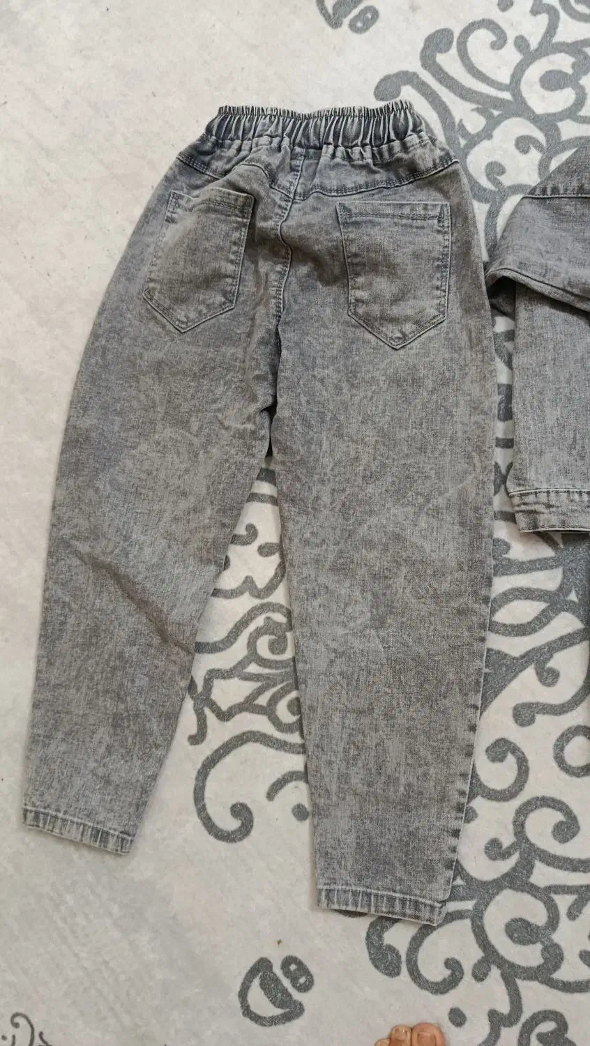 کت و شلوار لی بدون پارگی و لک|کفش و لباس بچه|سرخه, |دیوار