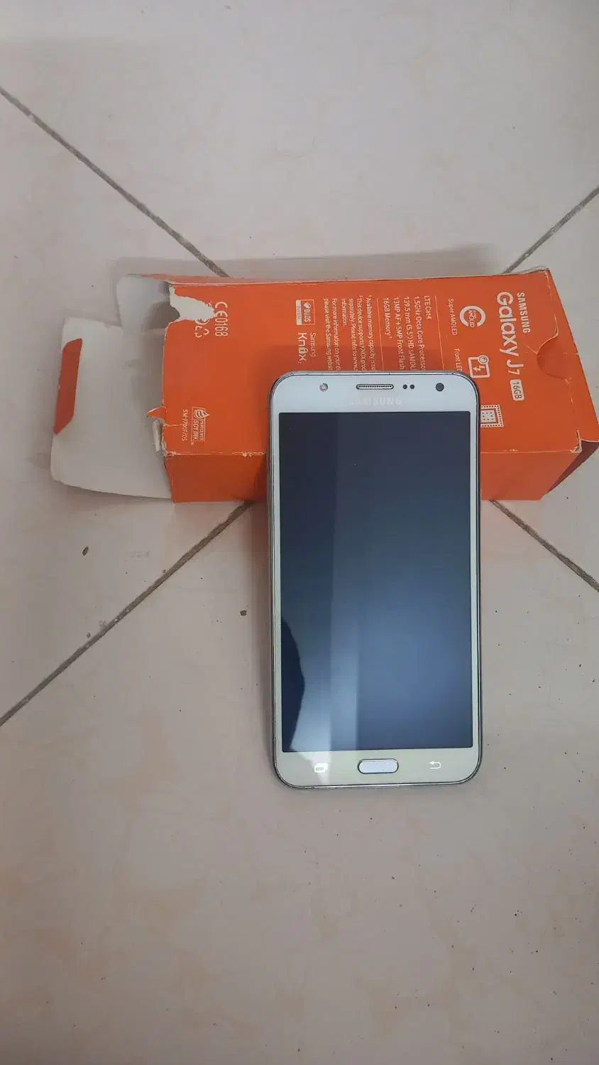 گوشی j7|موبایل|قم, انسجام|دیوار