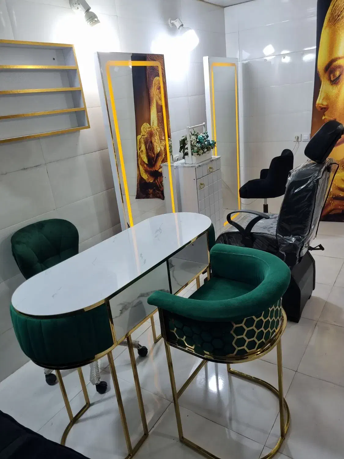 سرویس کامل آرایشگاه|آرایشگاه و سالن‌های زیبایی|قزوین, |دیوار