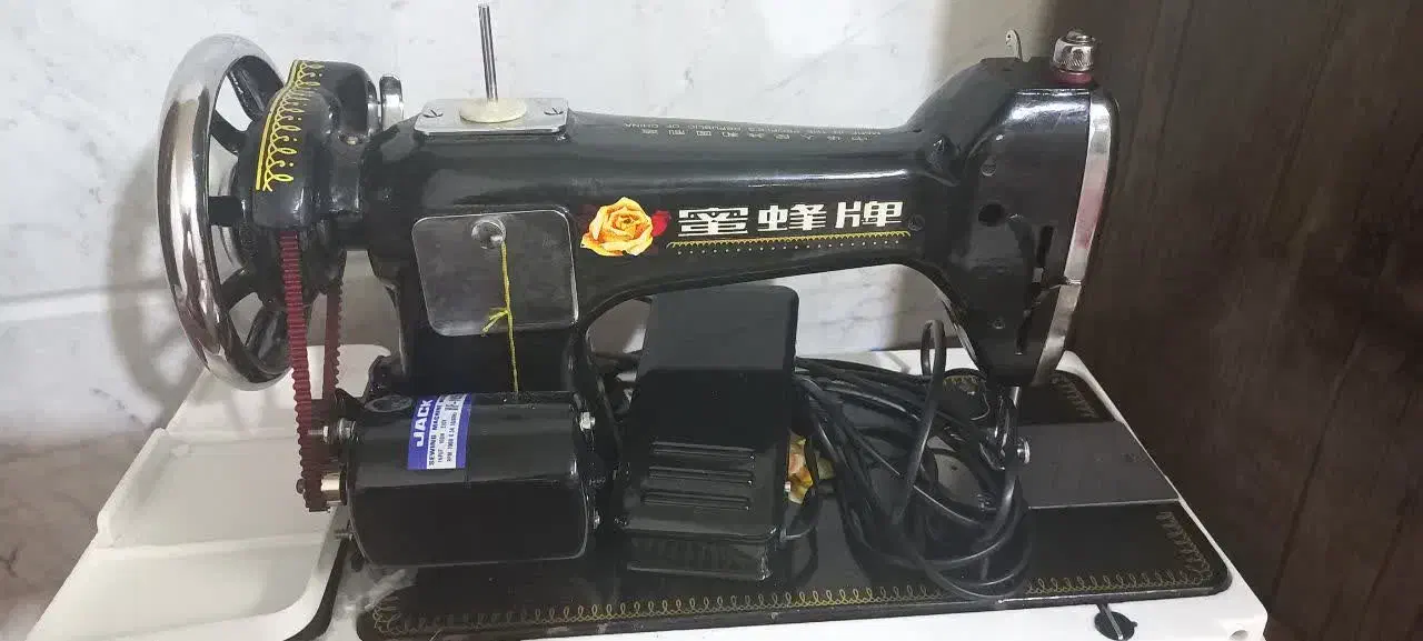 چرخ خیاطی|چرخ خیاطی و ریسندگی|قم, نوبهار|دیوار