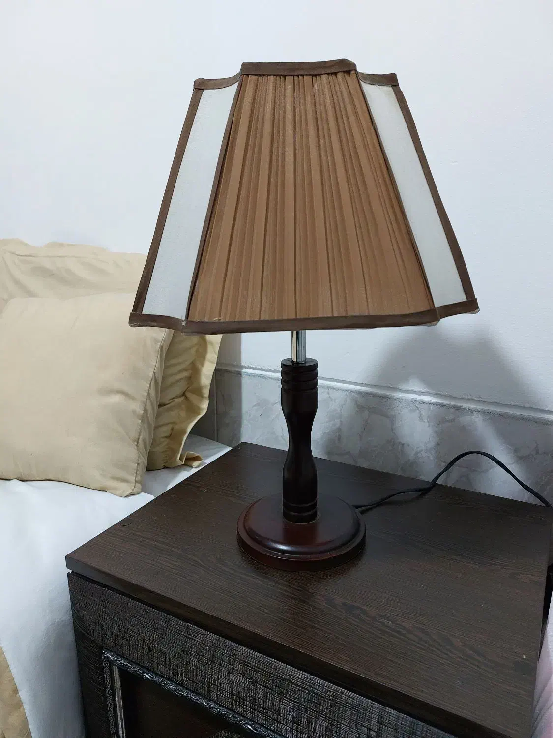 آباژور|چراغ خواب و آباژور|شیراز, کوشک میدان|دیوار