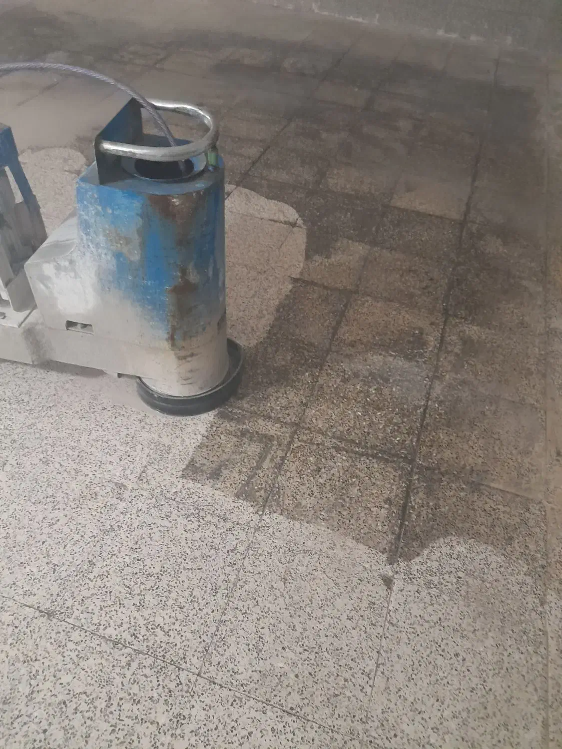 کاشی ساب.کاشی سابی.سنگ ساب.سنگ سابی.|خدمات نظافت|شیراز, شهرک فرهنگیان|دیوار