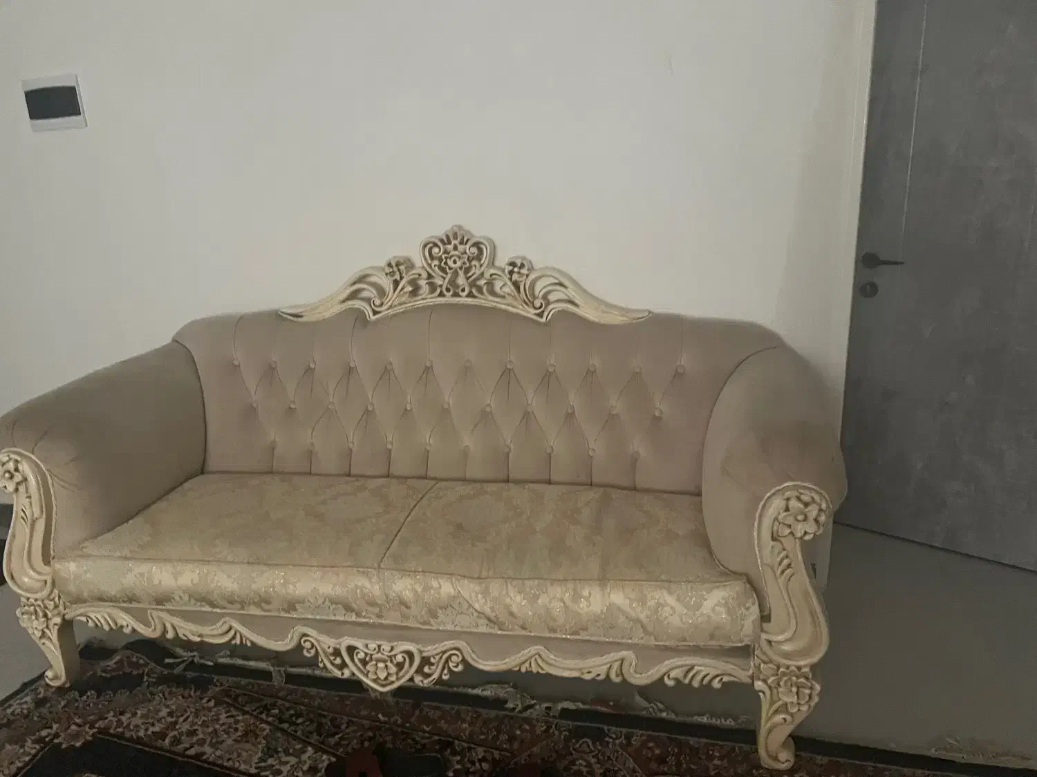 مبل هشت نفره کلاسیک  سلطنتی|مبلمان خانگی و میز عسلی|فومن, |دیوار