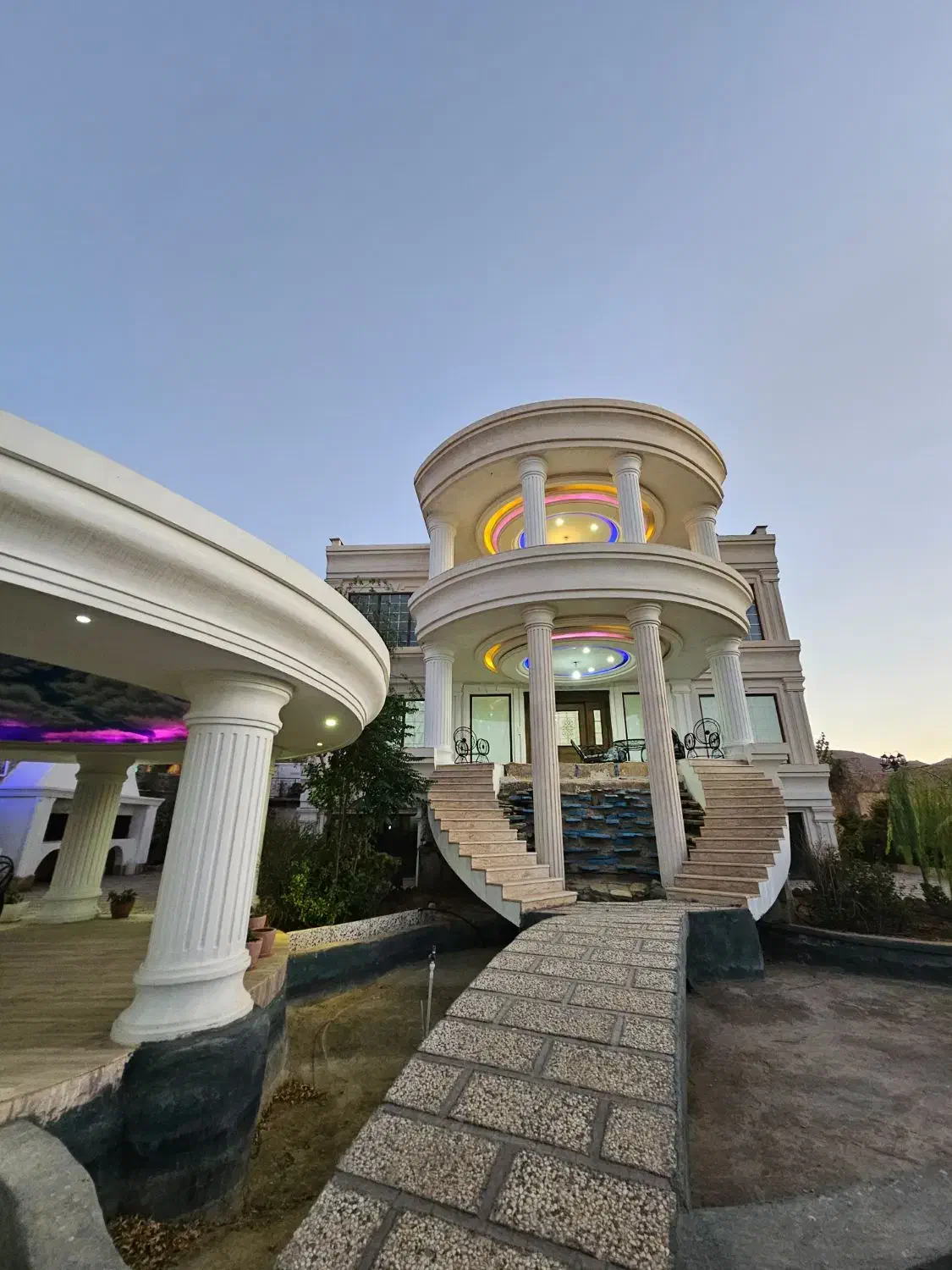 فروش یا تهاتر ویلا سند تک برگ واقع در بلوبند ساوه|فروش خانه و ویلا|خرقان, |دیوار