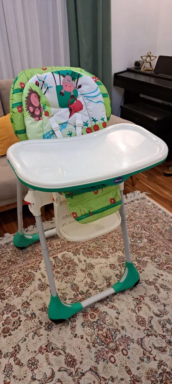 صندلی غذای کودک چیکو|تخت و صندلی بچه|رشت, کاکتوس|دیوار