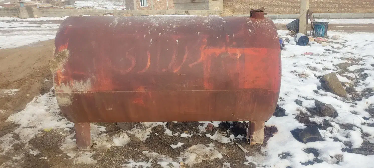 تانکر 2000 لیتری و 1600 3 عدد|ماشین‌آلات صنعتی|سیمینه, |دیوار