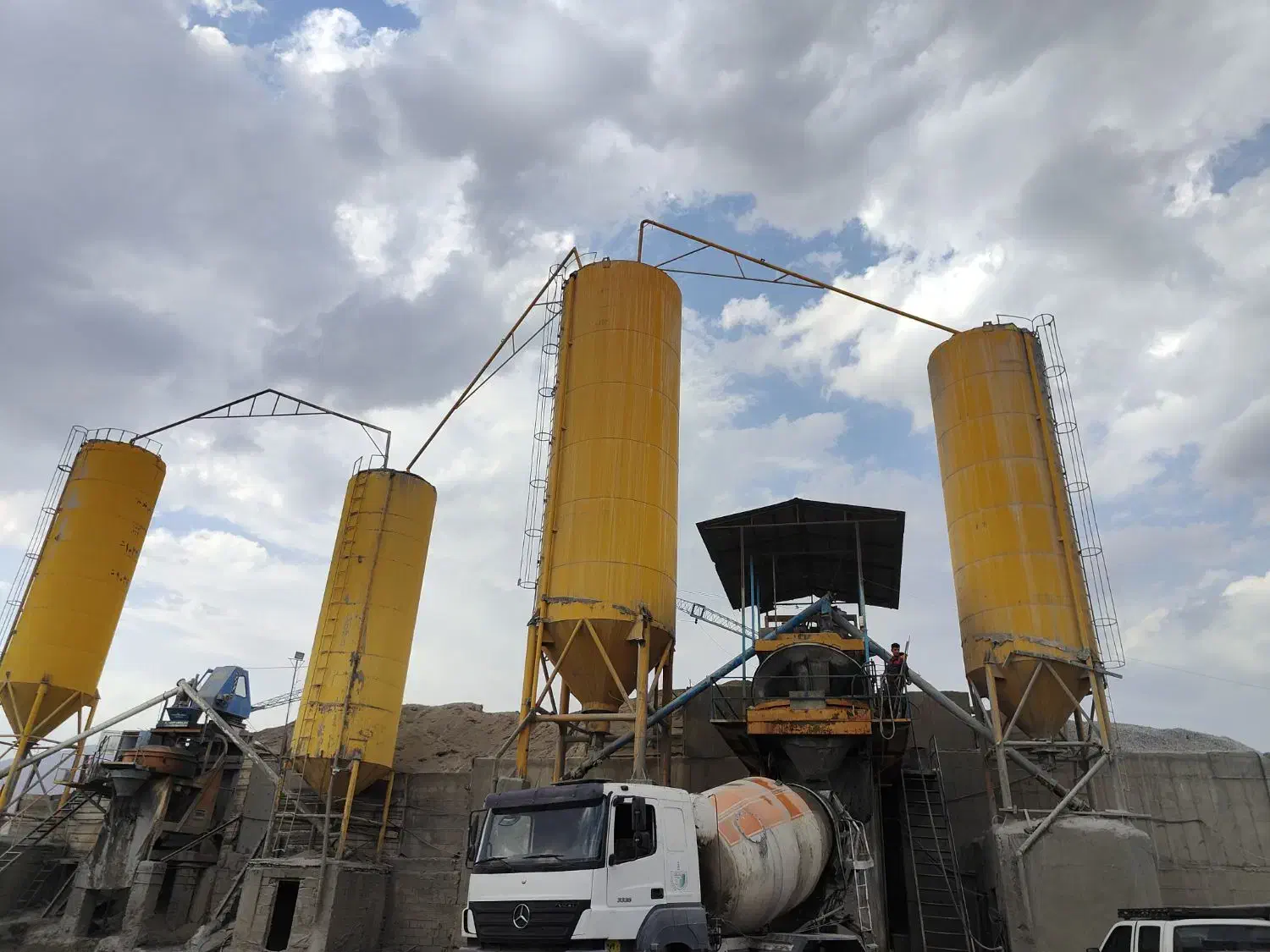 استخدام نگهبان و سرایدار|استخدام سرایداری و نظافت|دماوند, دماوند|دیوار