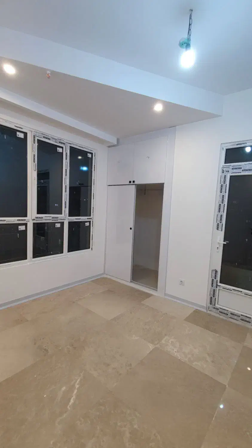 ۶۵ متر ـ شادمان ـ نوساز ـ فول امکانات