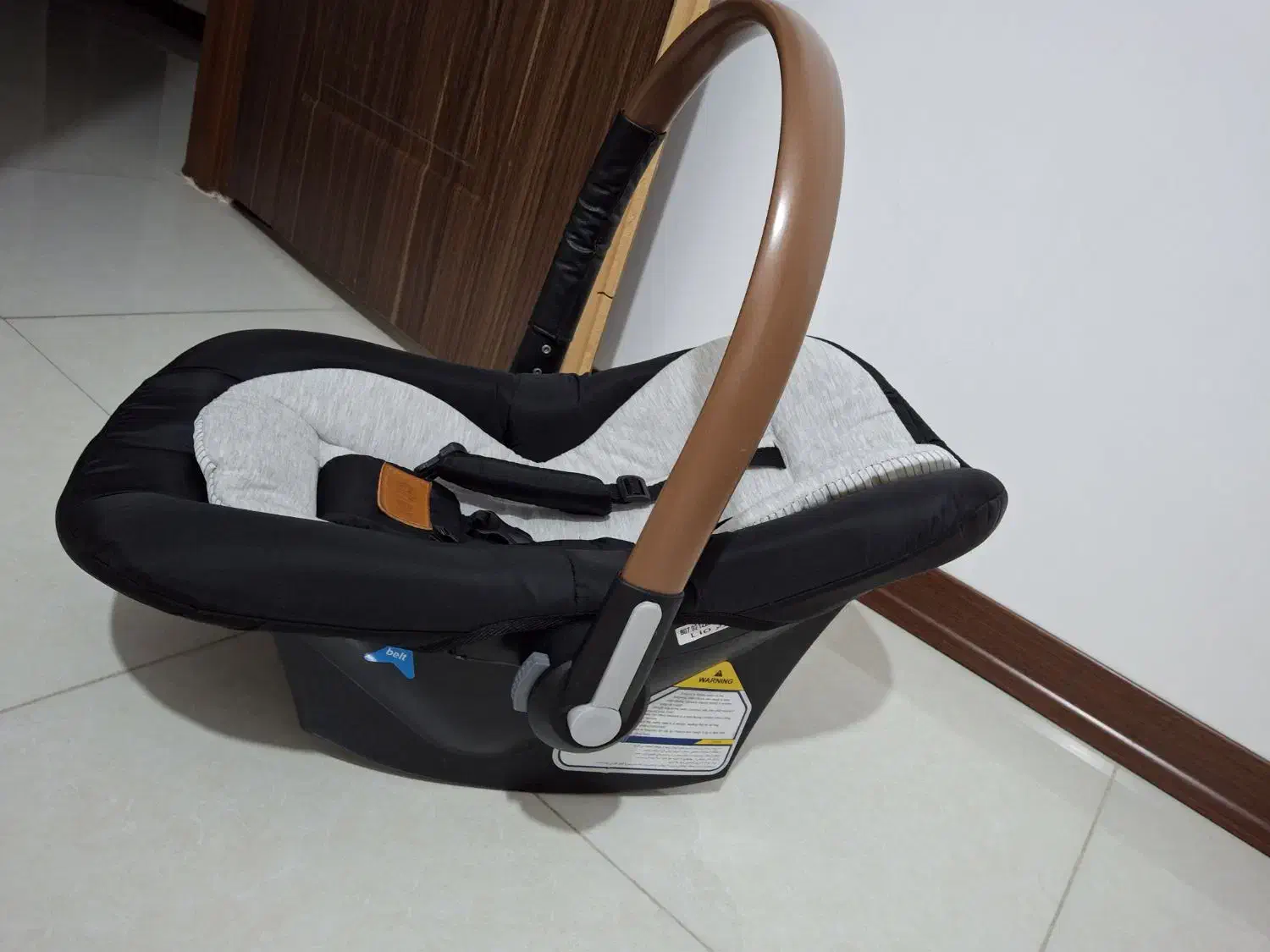 کریر بچه، کاملا سالم و نو|کالسکه و لوازم جانبی|ساری, |دیوار