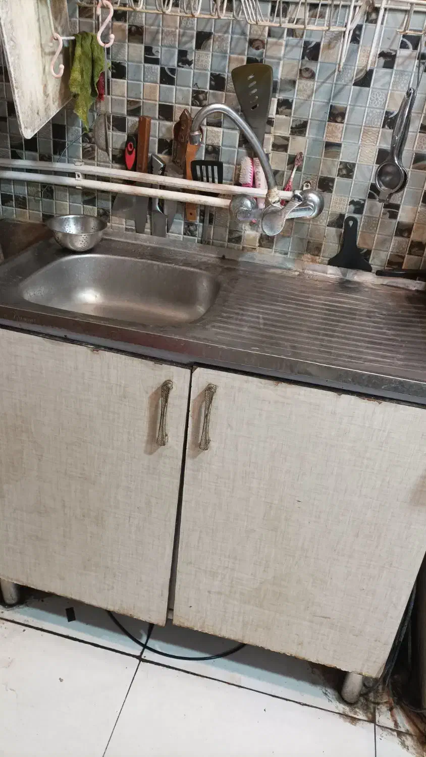 لوستر تکی آویز و سینک ظرفشویی|لوستر و چراغ آویز|خرم‌آباد, |دیوار