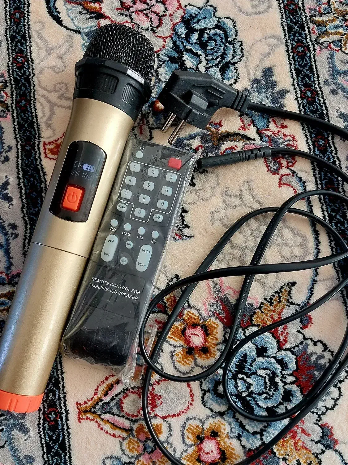 باند اسپیکر کوبنده|پخش‌کننده همراه|تربت‌حیدریه, شهرک ولیعصر|دیوار