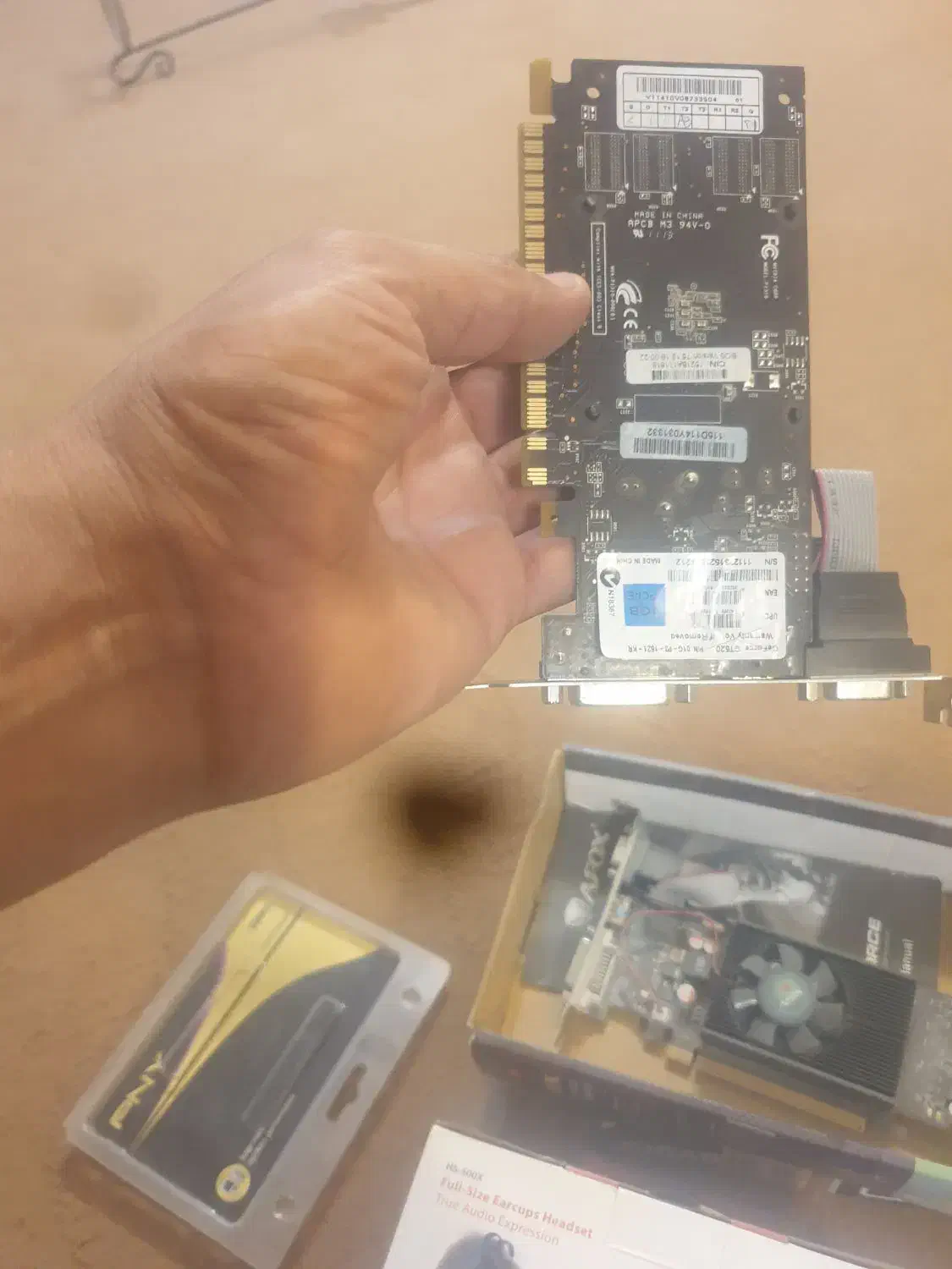 دوتا گرافیک معیوب|قطعات و لوازم جانبی رایانه|بناب, |دیوار