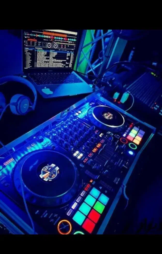 دی جی دیجی dj اجرای موزیک و نورپردازی مراسم|خدمات پذیرایی، مراسم|تهران, فرمانیه|دیوار