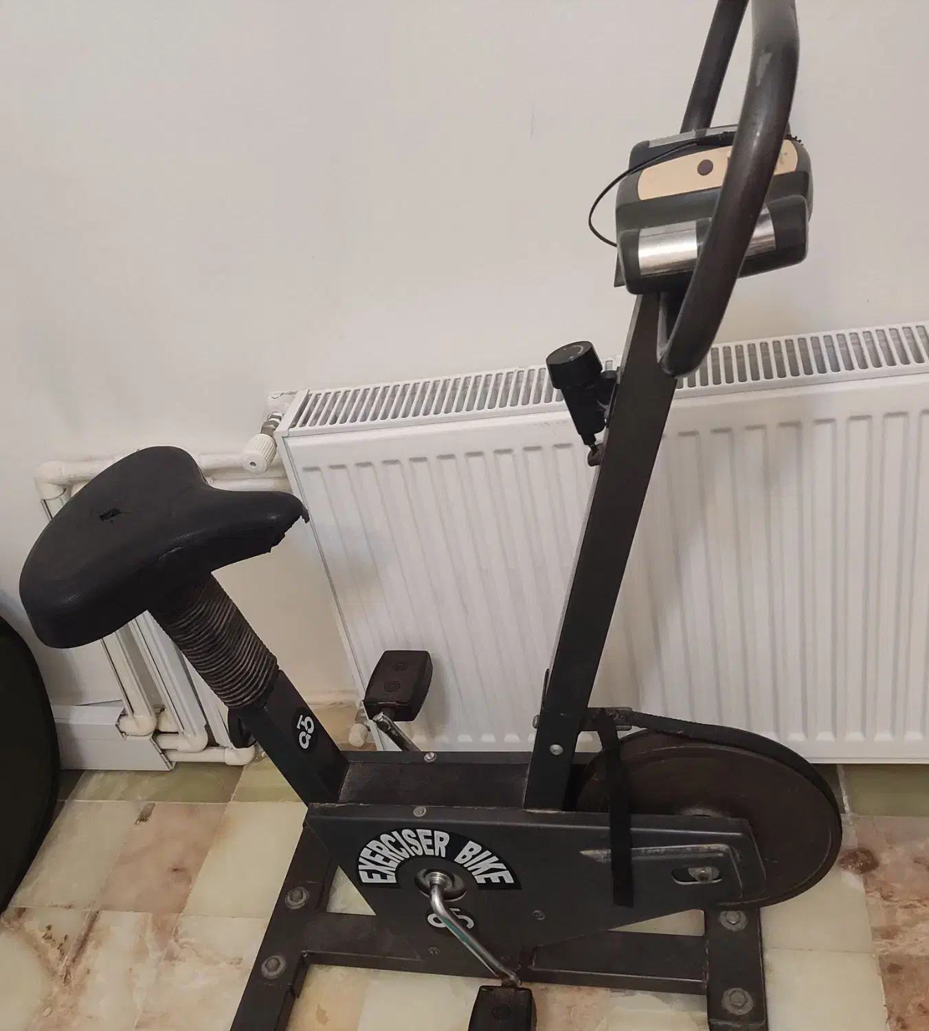 دوچرخه ثابت کارکرده|تجهیزات ورزشی|قم, زنبیل آباد|دیوار