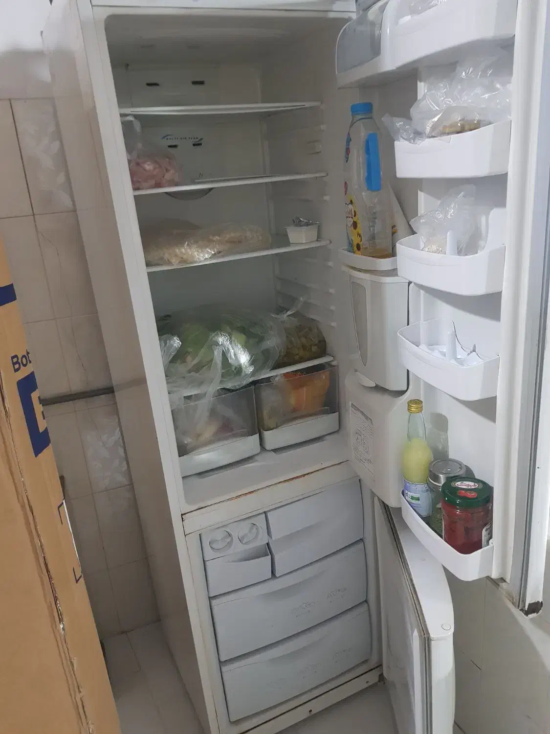 یخچال امرسان|یخچال و فریزر|اقبالیه, |دیوار