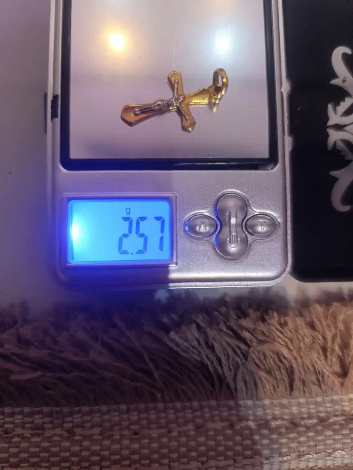 مدال (پلاک) طلا صلیب|جواهرات|پرند, فاز ۲|دیوار