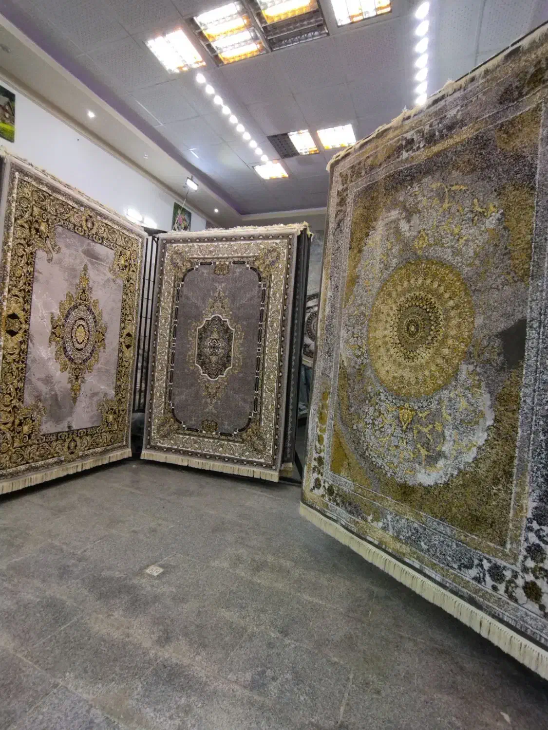 فرش آریا|فرش|سلماس, |دیوار