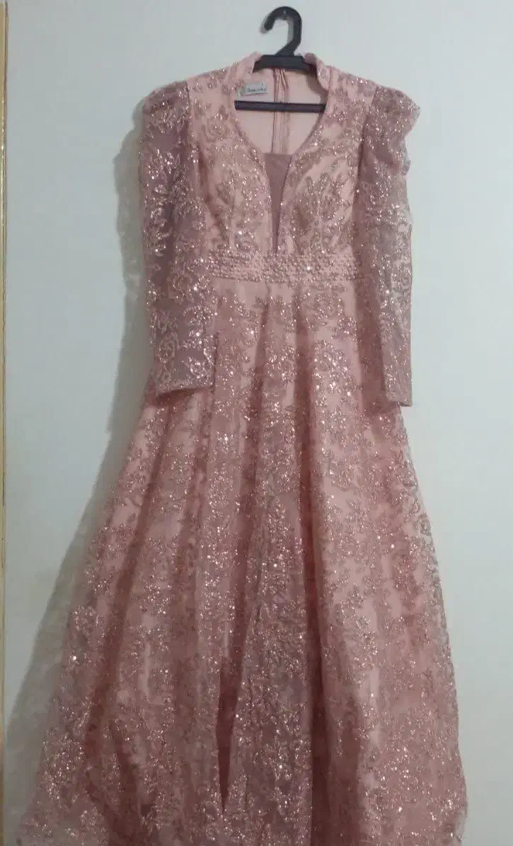 لباس مجلسی زنانه|لباس|الیگودرز, |دیوار