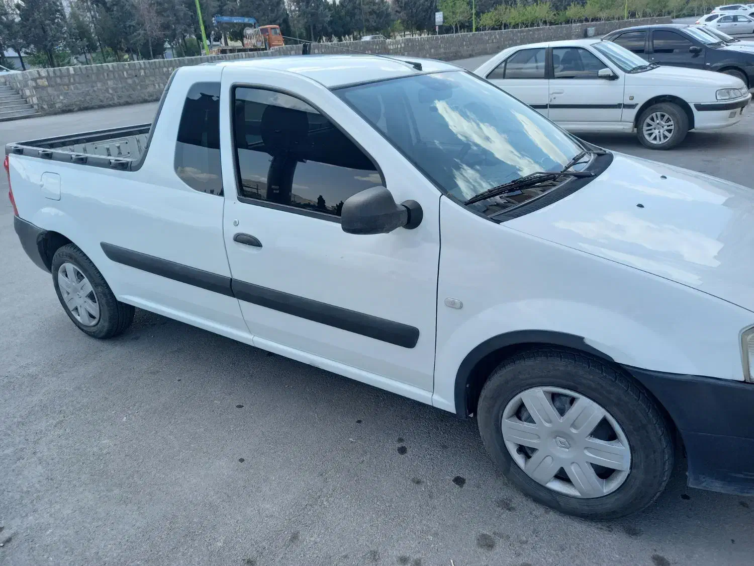 وانت ال ۹۰ مدل برج ۱۲ سال ۹۵|خودرو سواری و وانت|فولادشهر, C5|دیوار