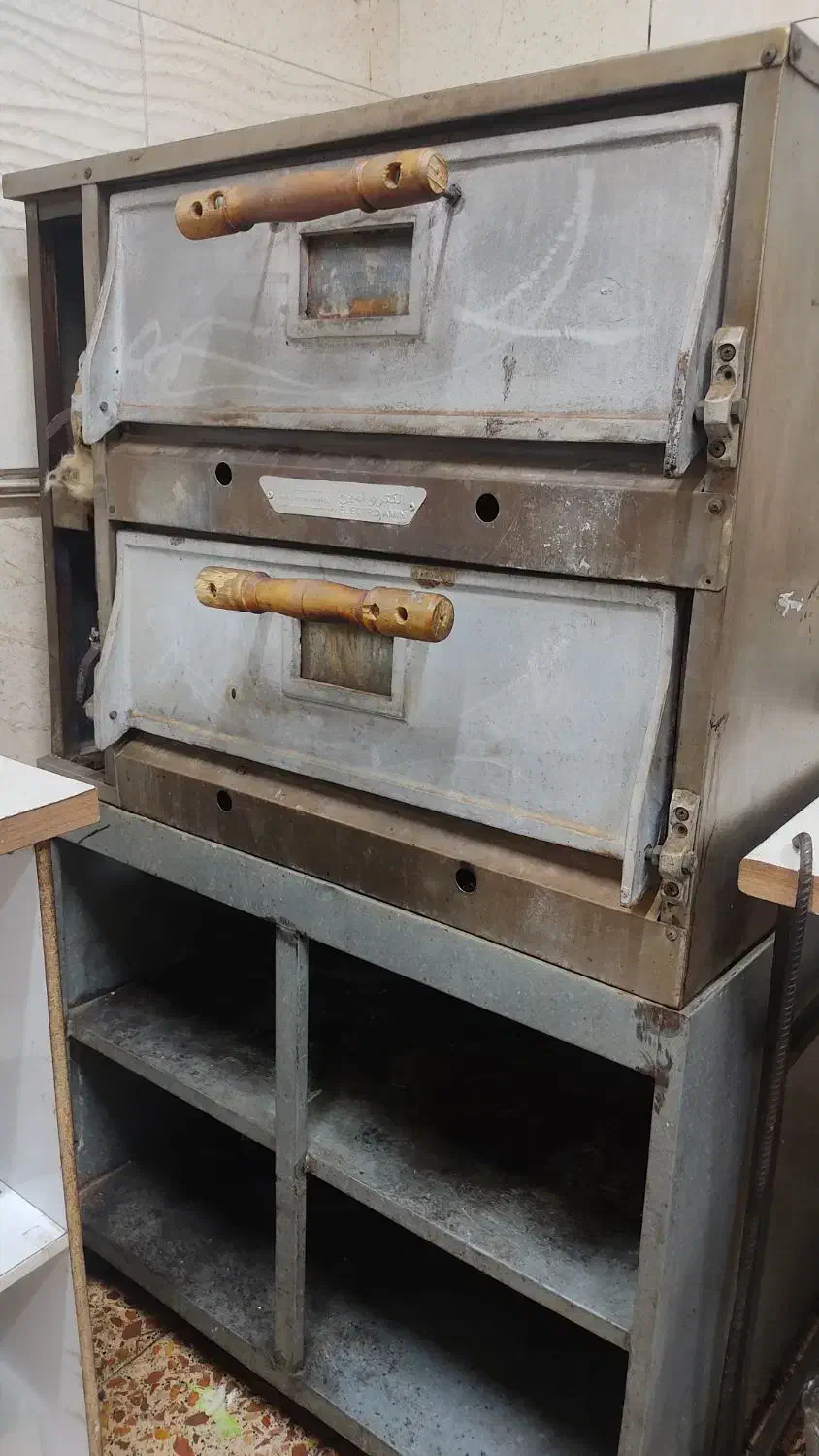 فر صندوقی ۲۴ بشقاب دو طبقه|کافی‌شاپ و رستوران|گنبد کاووس, |دیوار