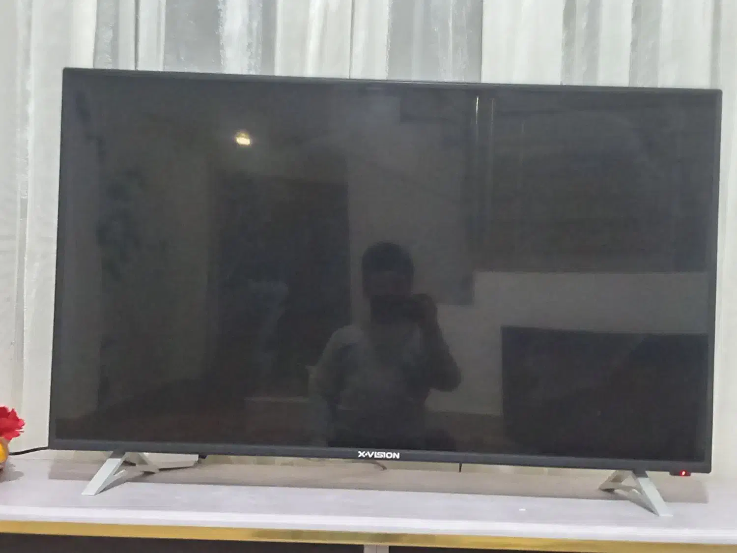 تلویزون ا|تلویزیون و پروژکتور|فاروج, |دیوار