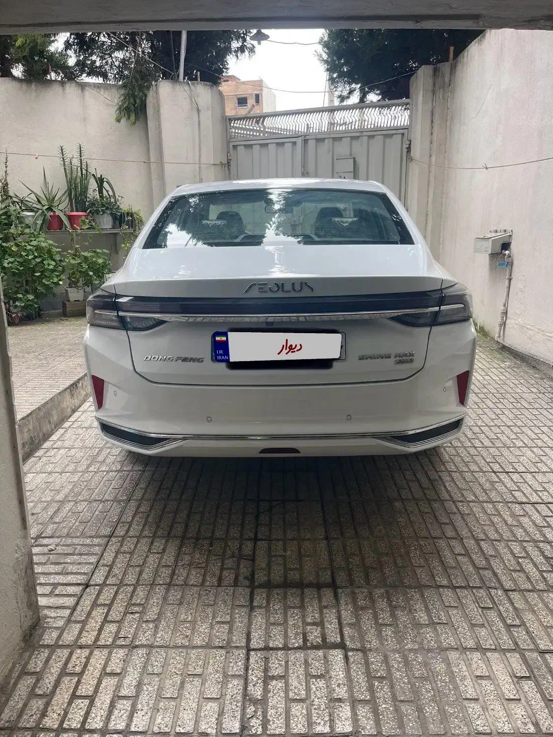 شاین مکس ۱۴۰۳سفید و صفر کیلومتر و خشک در ساری|خودرو سواری و وانت|ساری, |دیوار