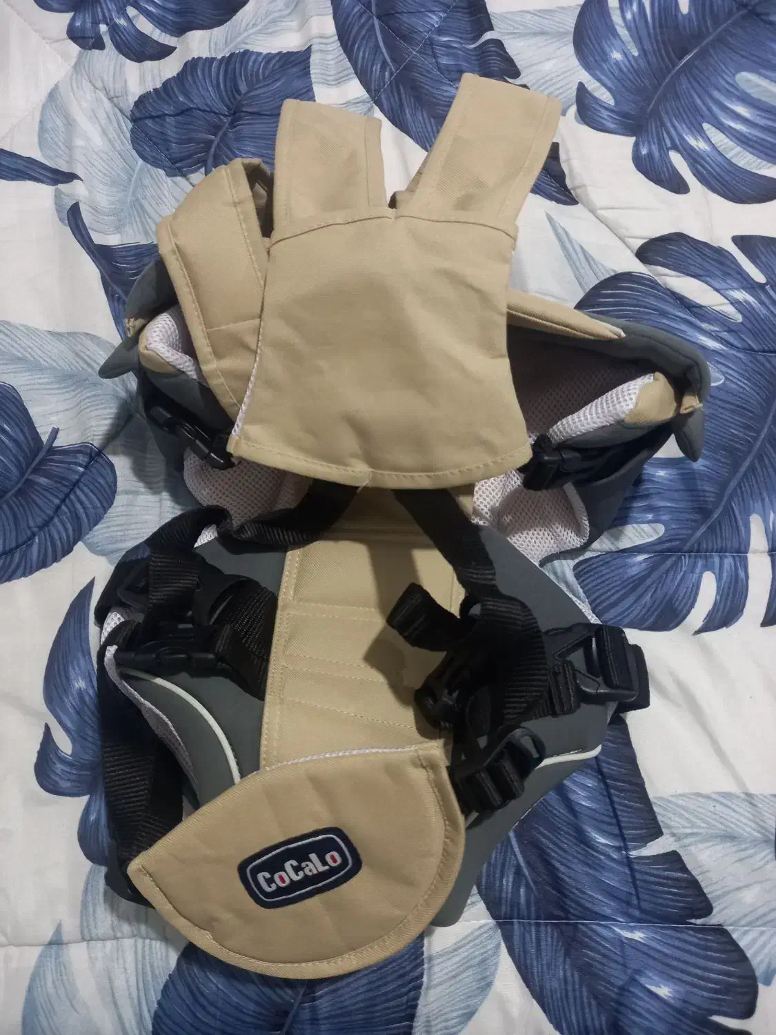 آغوشی نوزاد|کالسکه و لوازم جانبی|قرچک, زیبا شهر|دیوار