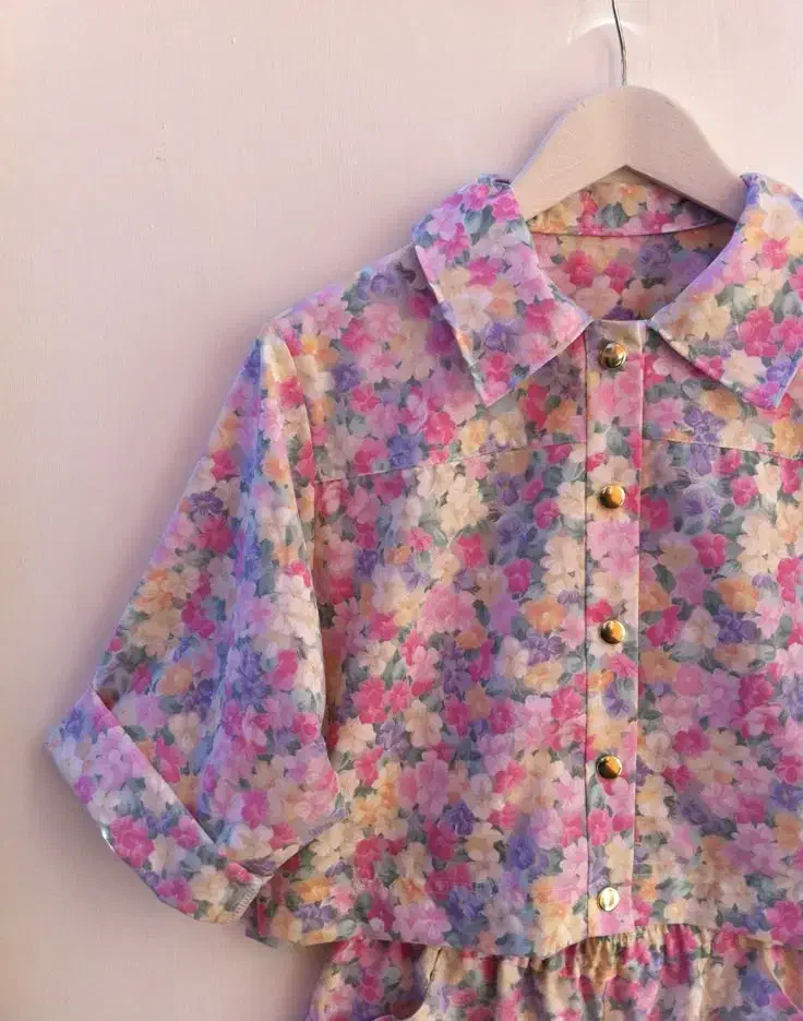 دوخت لباس زنانه|لباس|یزد, |دیوار