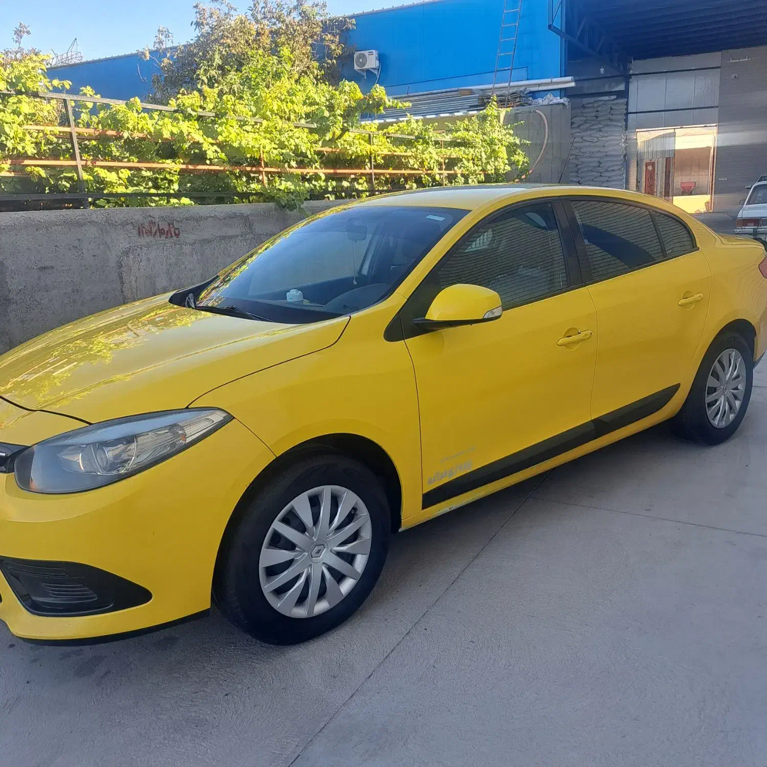 رنو فلوئنس بین شهری|خودرو سواری و وانت|تهران, جیحون|دیوار