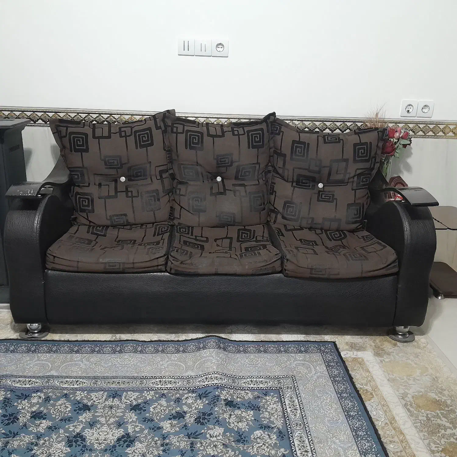 ست مبل میزناهارخوری وجاکفشی همه باهم فقط ۶میلیون|مبلمان خانگی و میز عسلی|فسا, |دیوار