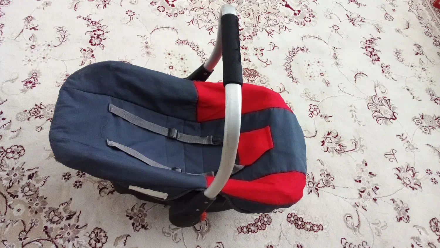 کریر سالم|کالسکه و لوازم جانبی|شیروان (خراسان), |دیوار