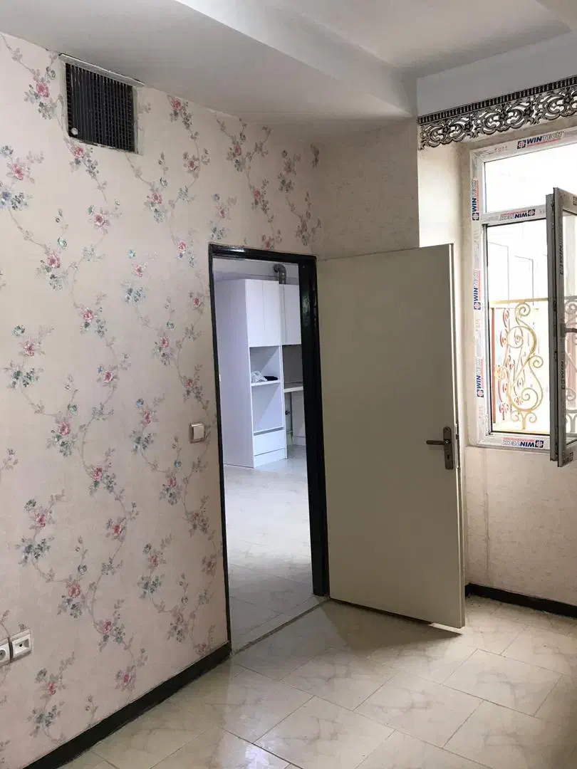 ۴۳ متر / پارکینگ سندی غیرمزاحم / آسانسور|فروش آپارتمان|تهران, اسفندیاری|دیوار