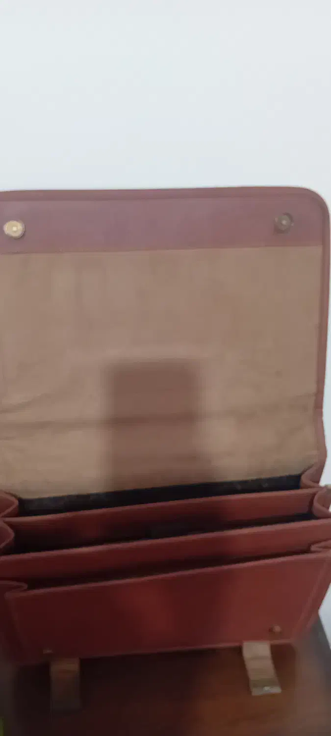 کیف اداری|کیف، کفش، کمربند|شاهین‌شهر, مخابرات (شهید بهشتی)|دیوار